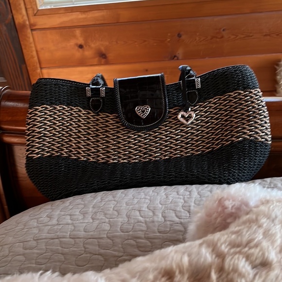 Large Jessica Simpson shoulder - tan with brown details - Picture 4 of 12